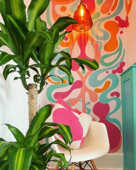 Colourful Apartment In Margate KENT Екстериор снимка