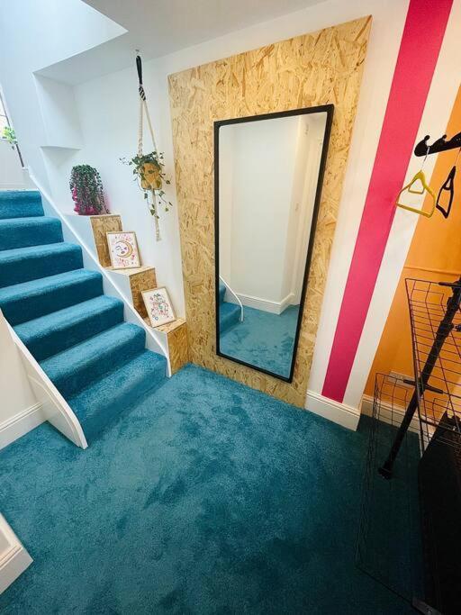 Colourful Apartment In Margate KENT Екстериор снимка